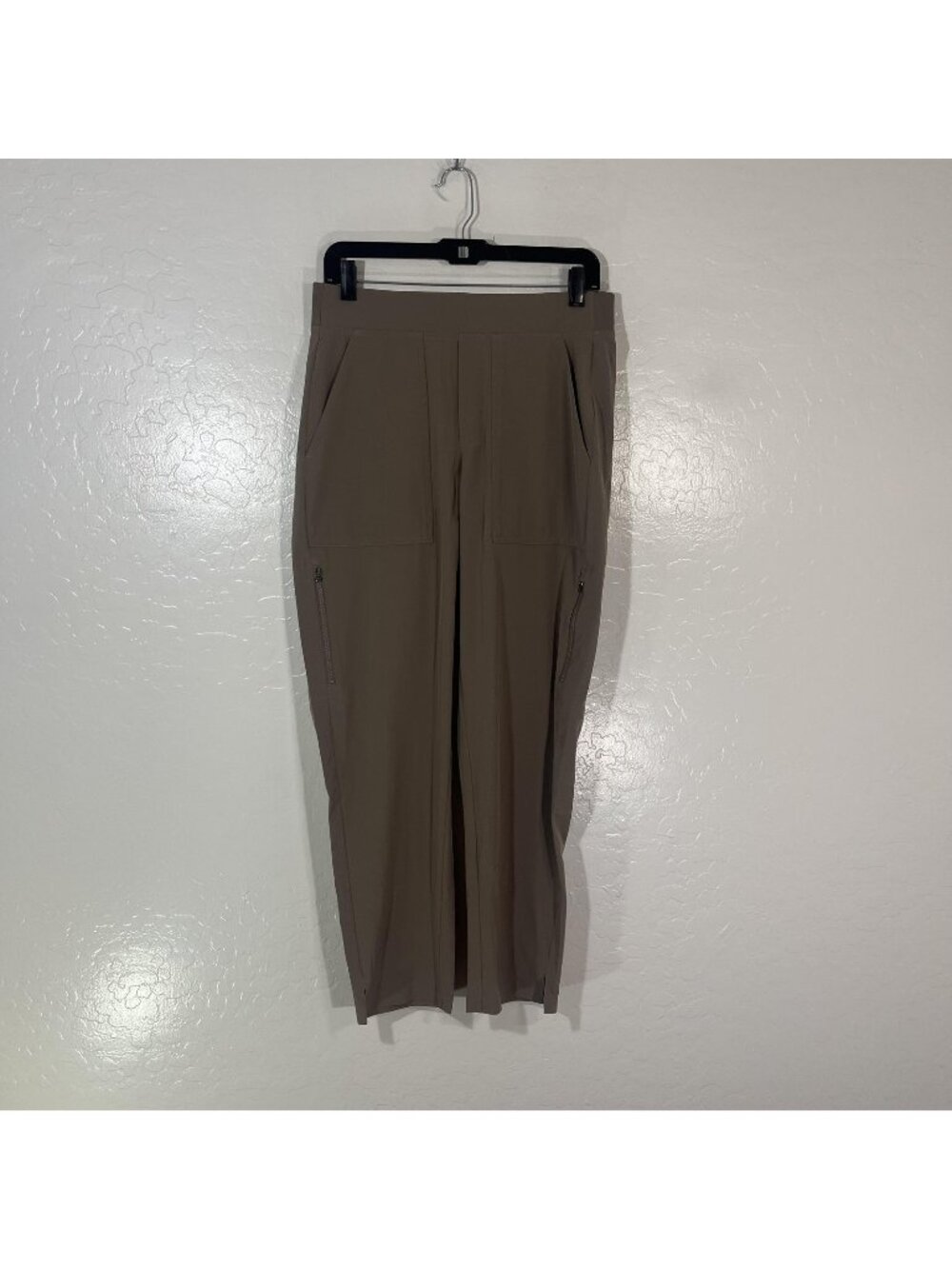 Athleta Pants Womens 6 Beige Ankle Tapered Elastic Waist Zip Pockets Stretch